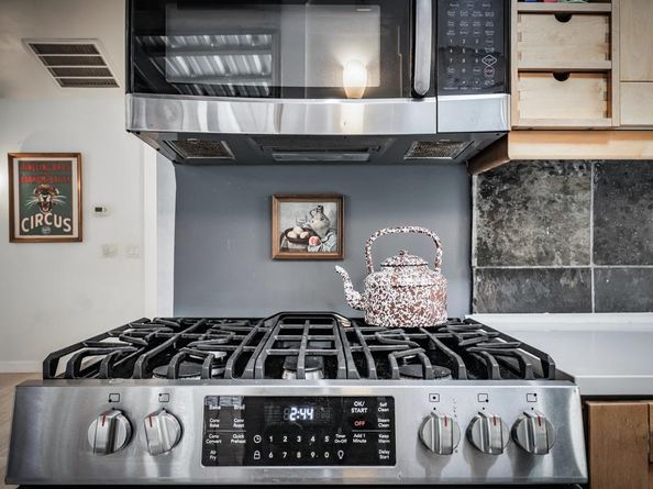 2928 E 13th ST B, Austin TX 78702