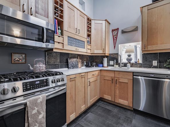 2928 E 13th ST B, Austin TX 78702