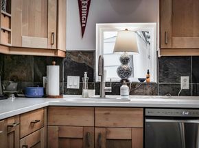 2928 E 13th ST B, Austin TX 78702