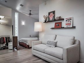 2928 E 13th ST B, Austin TX 78702
