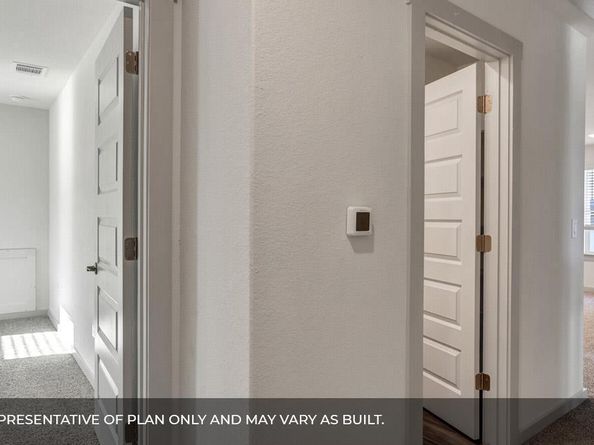 1913 Crooked Creek ST, Leander TX 78641