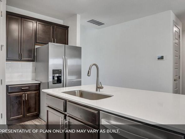 1913 Crooked Creek ST, Leander TX 78641