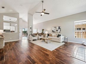8204 Cahill DR, Austin TX 78729