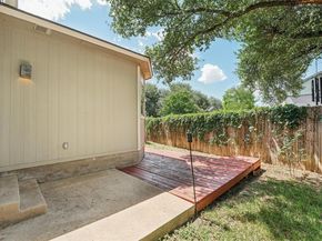 8204 Cahill DR, Austin TX 78729