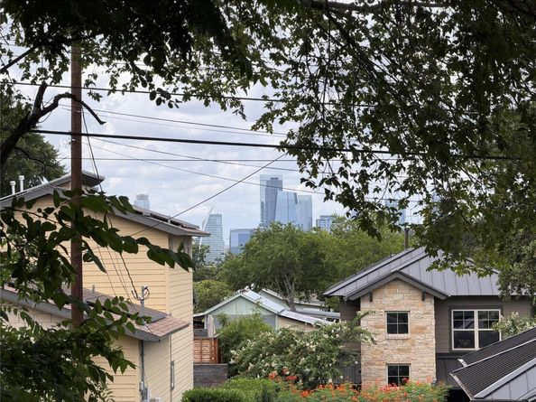 613 Peacock LN, Austin TX 78704