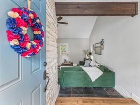 10504 Wagon Gap DR, Austin TX 78750