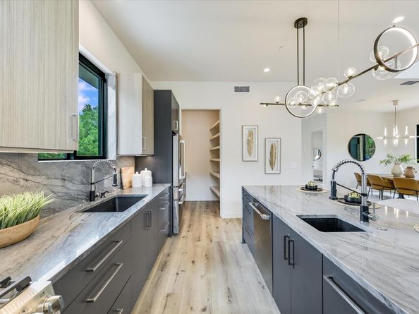 2615 Pembrook TRL, Austin TX 78731