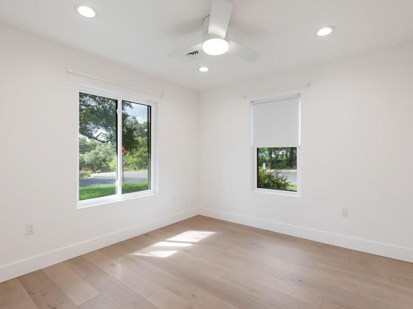 3014 Pin Oak CT, Austin TX 78704