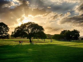 3014 Pin Oak CT, Austin TX 78704