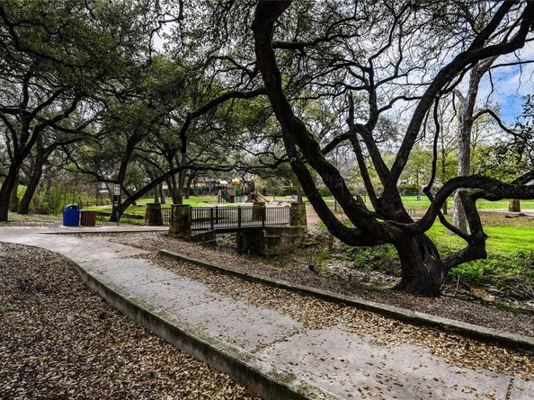 3014 Pin Oak CT, Austin TX 78704