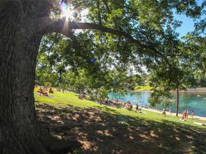 3014 Pin Oak CT, Austin TX 78704