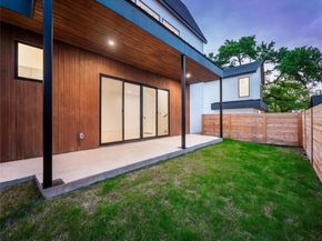 1712 Woodland Ave 1, Austin TX 78741