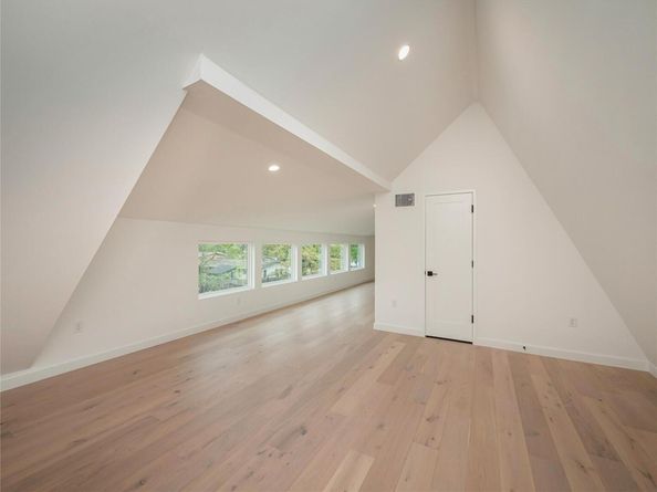 1712 Woodland Ave 1, Austin TX 78741