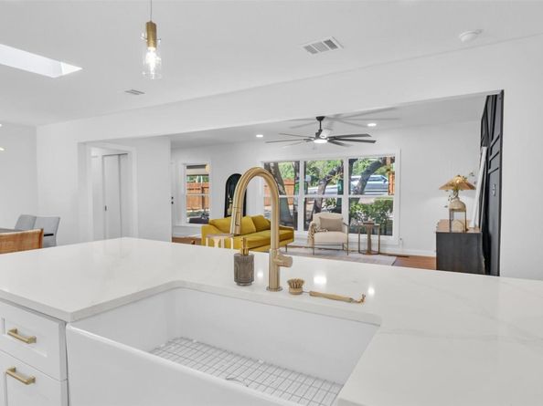 3500 Northland DR, Austin TX 78731