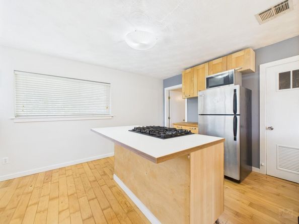 304 E 33rd ST 15, Austin TX 78705