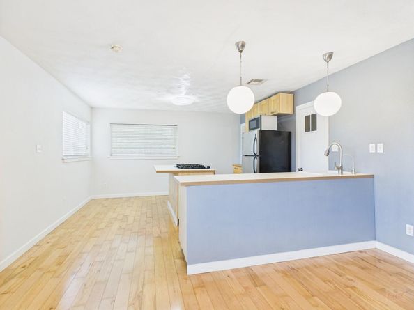 304 E 33rd ST 15, Austin TX 78705