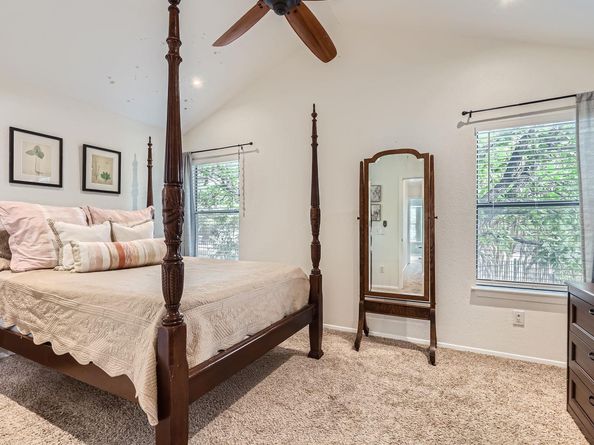 1411 Gracy Farms LN 113, Austin TX 78758