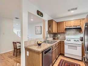 1411 Gracy Farms LN 113, Austin TX 78758