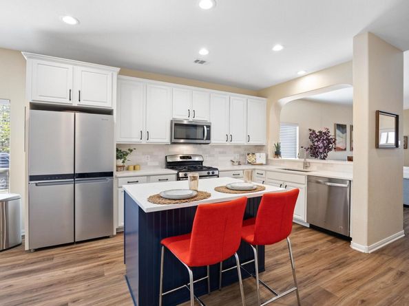 2200 Amur DR, Austin TX 78745