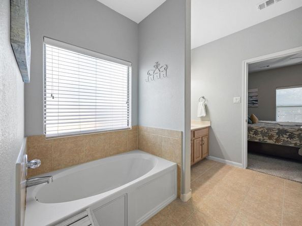 2200 Amur DR, Austin TX 78745