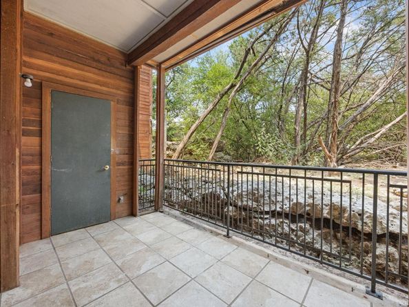 4711 Spicewood Springs RD 106, Austin TX 78759