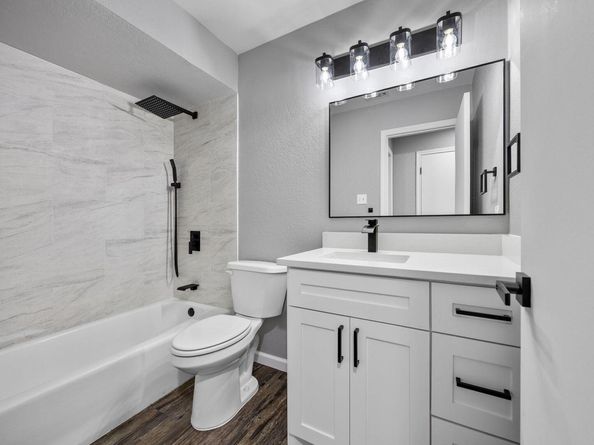 4711 Spicewood Springs RD 106, Austin TX 78759