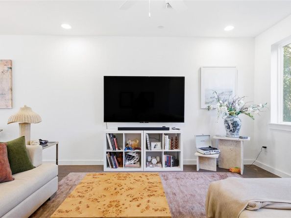 814 N Bluff DR 87, Austin TX 78745