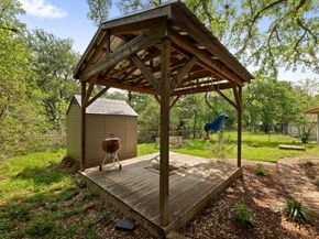 902 Emerald Wood DR, Austin TX 78745