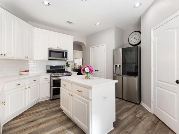 2708 Cedar Springs PL, Round Rock TX 78681