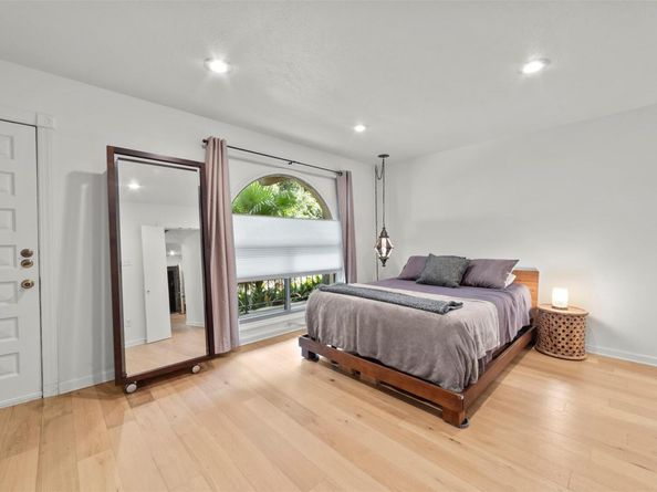 505 W 7th ST 113, Austin TX 78701