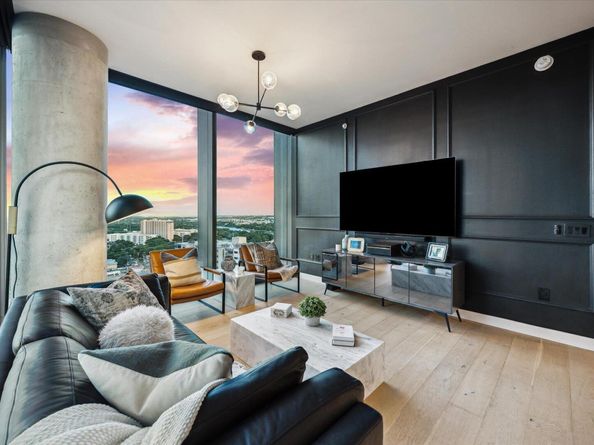 44 East Ave 1607, Austin TX 78701