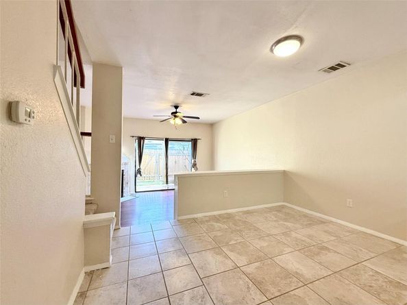 11901 Swearingen DR 13, Austin TX 78758