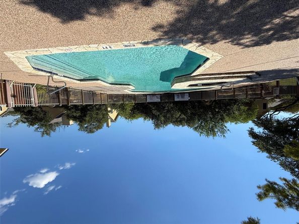 11901 Swearingen DR 13, Austin TX 78758