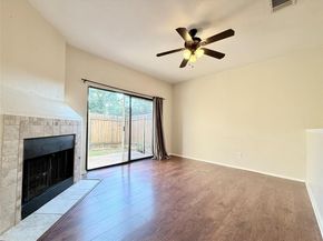 11901 Swearingen DR 13, Austin TX 78758