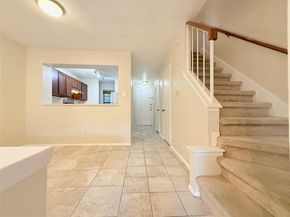 11901 Swearingen DR 13, Austin TX 78758