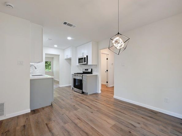 4803 Broadhill DR, Austin TX 78723