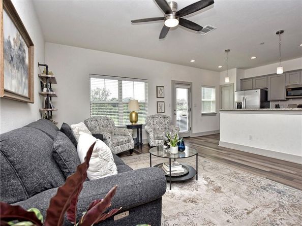 2172 Local Rebel LOOP, Leander TX 78641