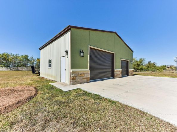 9511 Magnolia Ranch CV, Pflugerville TX 78660