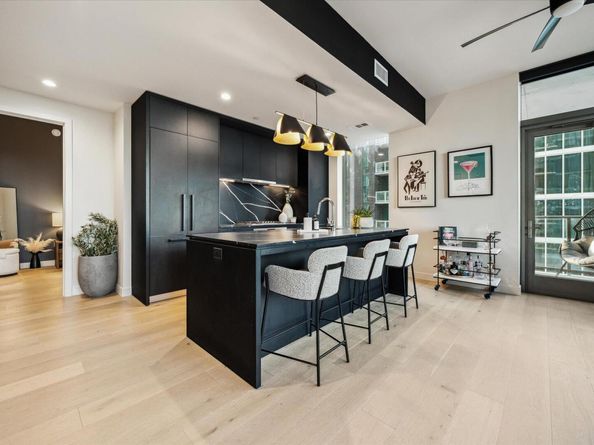 44 East Ave 1607, Austin TX 78701