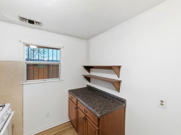 405 Montopolis DR, Austin TX 78741