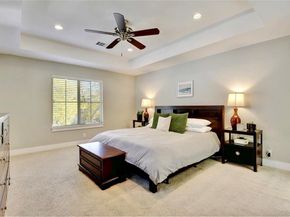 701 E 49th ST B, Austin TX 78751