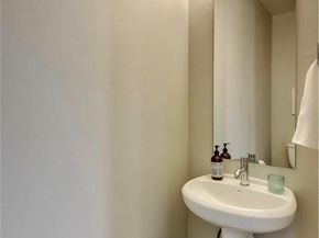 701 E 49th ST B, Austin TX 78751