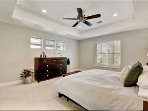 701 E 49th ST B, Austin TX 78751