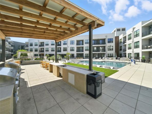 1701 Simond Ave 302, Austin TX 78723