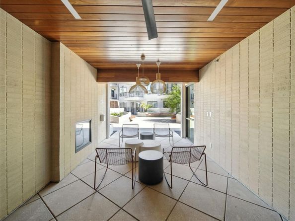 1701 Simond Ave 302, Austin TX 78723