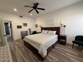 1506 W 13th ST 1, Austin TX 78703