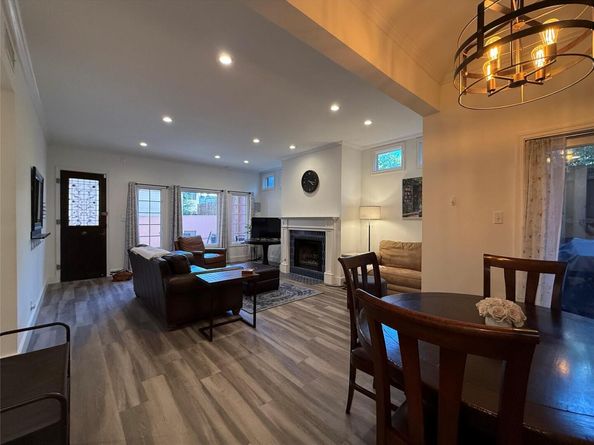 1506 W 13th ST 1, Austin TX 78703