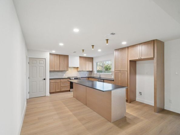 5403 Fairmont CIR, Austin TX 78745