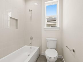 4801 Sara DR A, Austin TX 78721