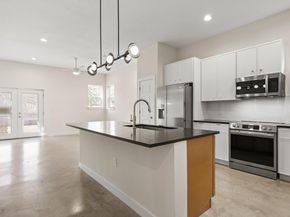 4801 Sara DR A, Austin TX 78721
